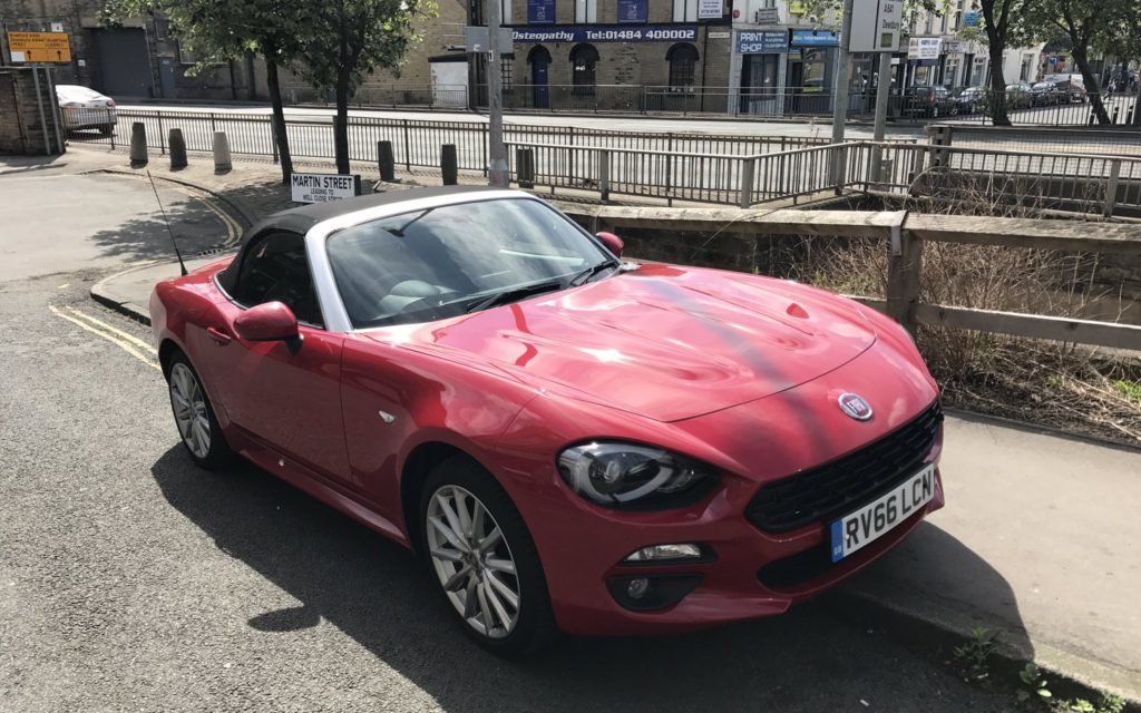 2016 Fiat 124 Spider Review